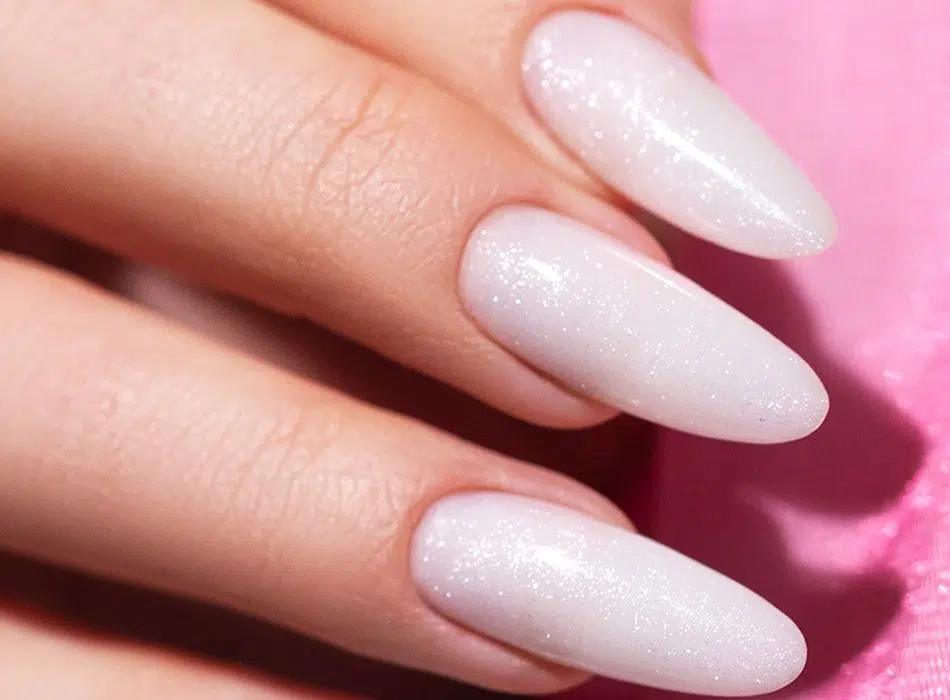 Victoria Vynn Easy Fiber Gel Sparkle Milky 50ml2